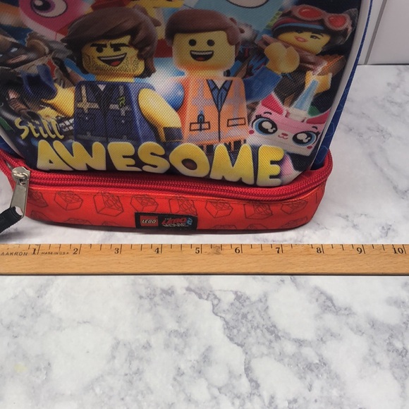 The Lego Movie 2 Lunch Box - Picture 3 of 7